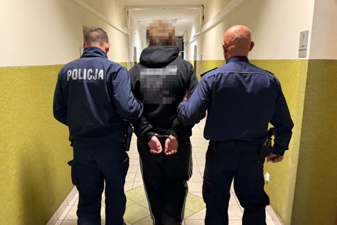 Groził atakiem na szkołę, nastolatek zatrzymany.