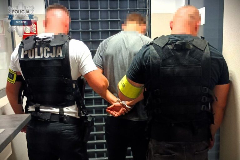 17-latek zatrzymany przez policję.